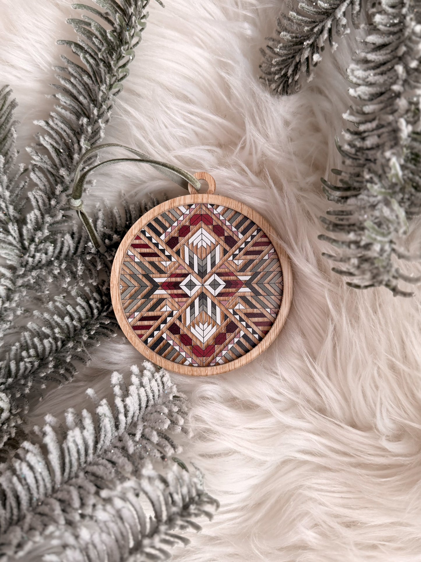 Juniper Mini Mo' Ornament